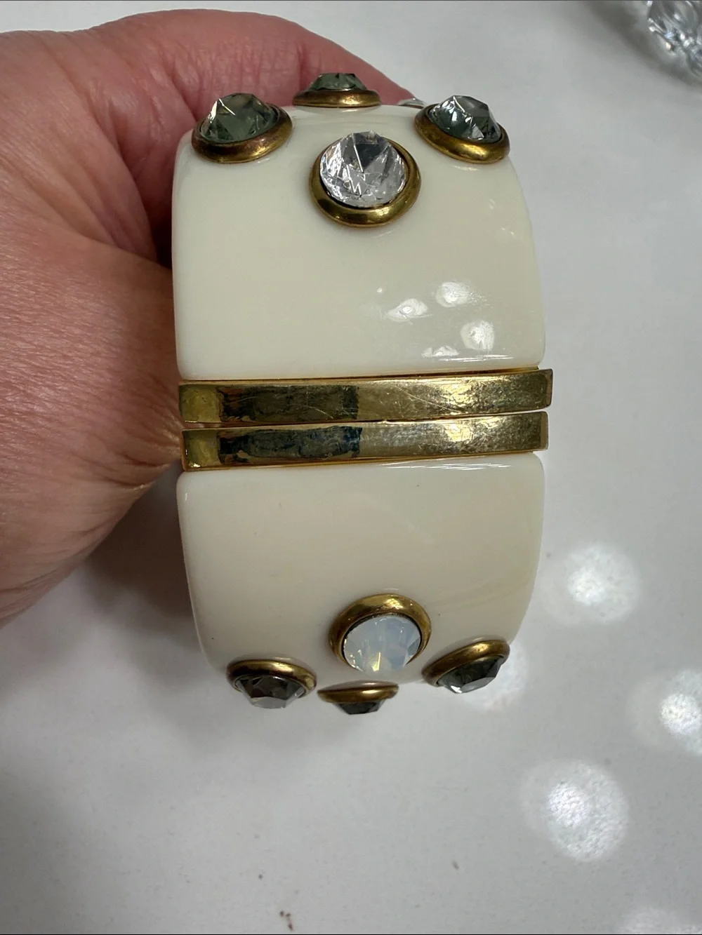 N/A elegant off